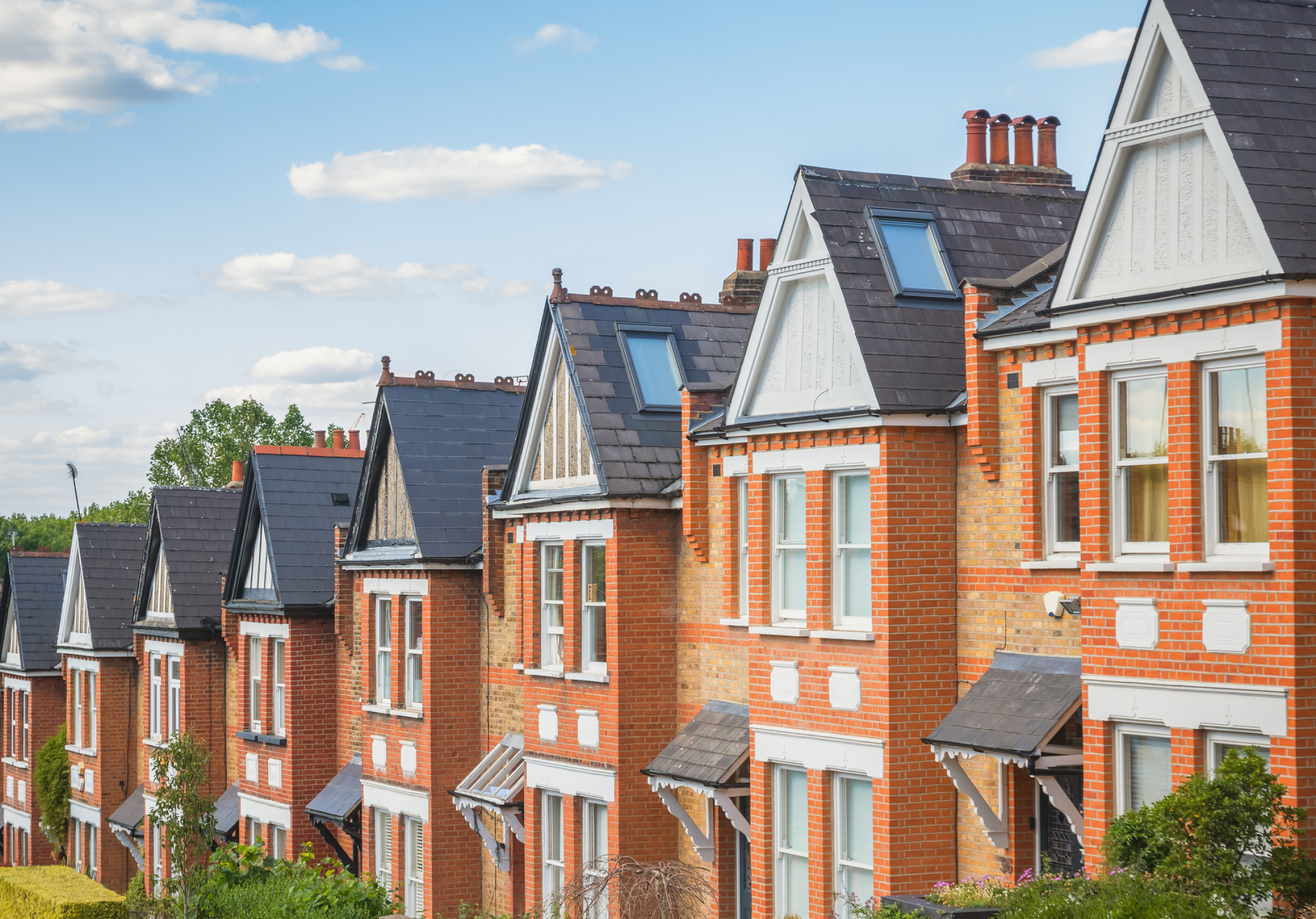 While London prices are forecast to stagnate (<1%), the North of England and Scotland are projected to see growth exceeding